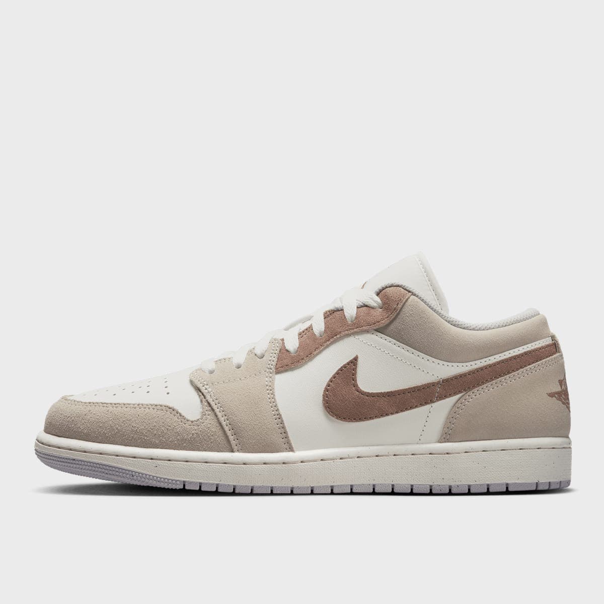 Air Jordan 1 Low SE 