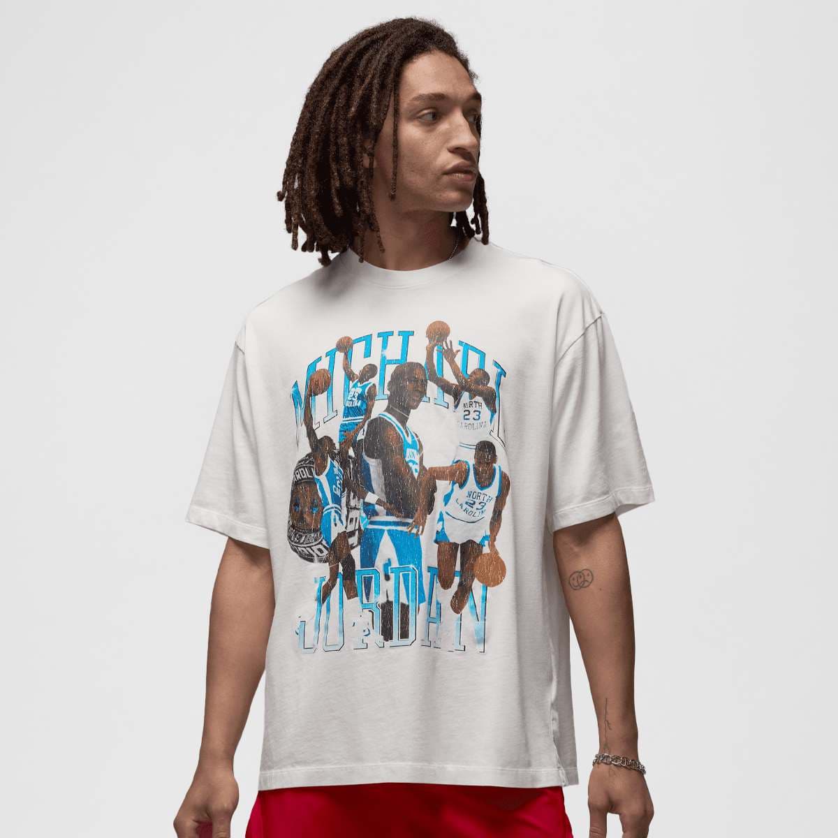 Flight Essentials Graphic T-Shirt