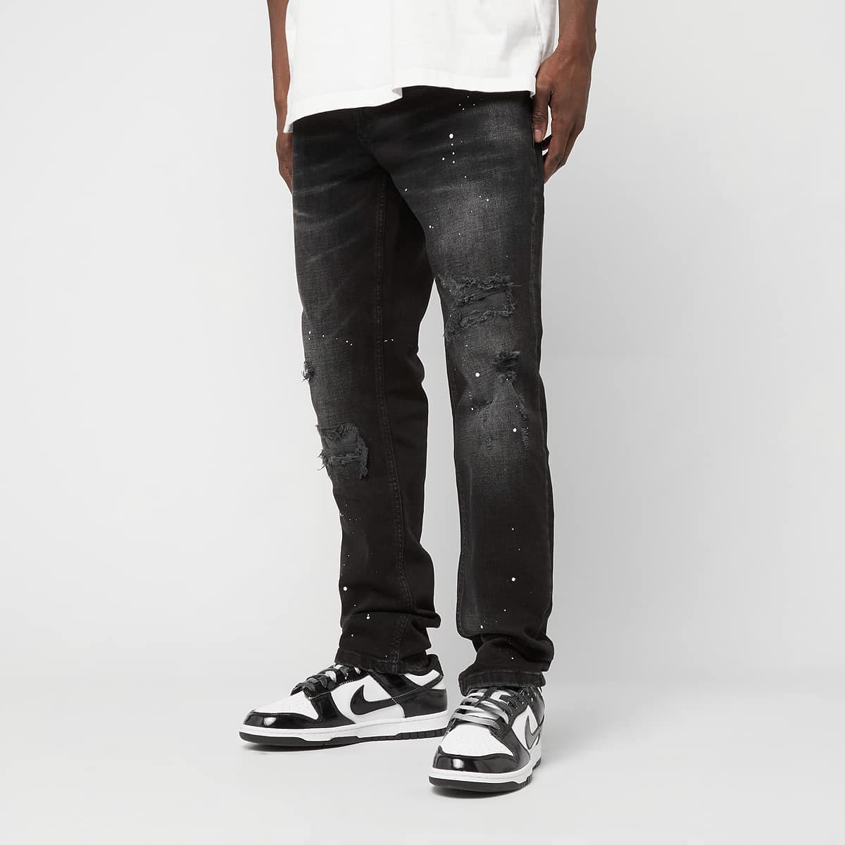 Victor Ripped Slim Fit Jeans