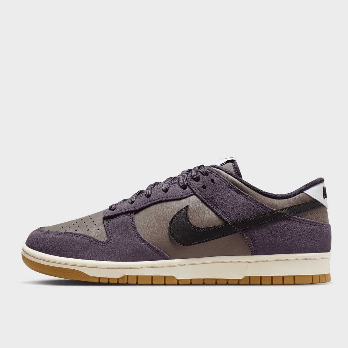 Dunk Low Retro SE