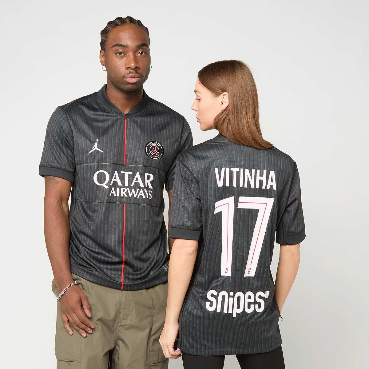 Vitinha / No. 17 / PSG Jordan Fourth Stadium 2025/26