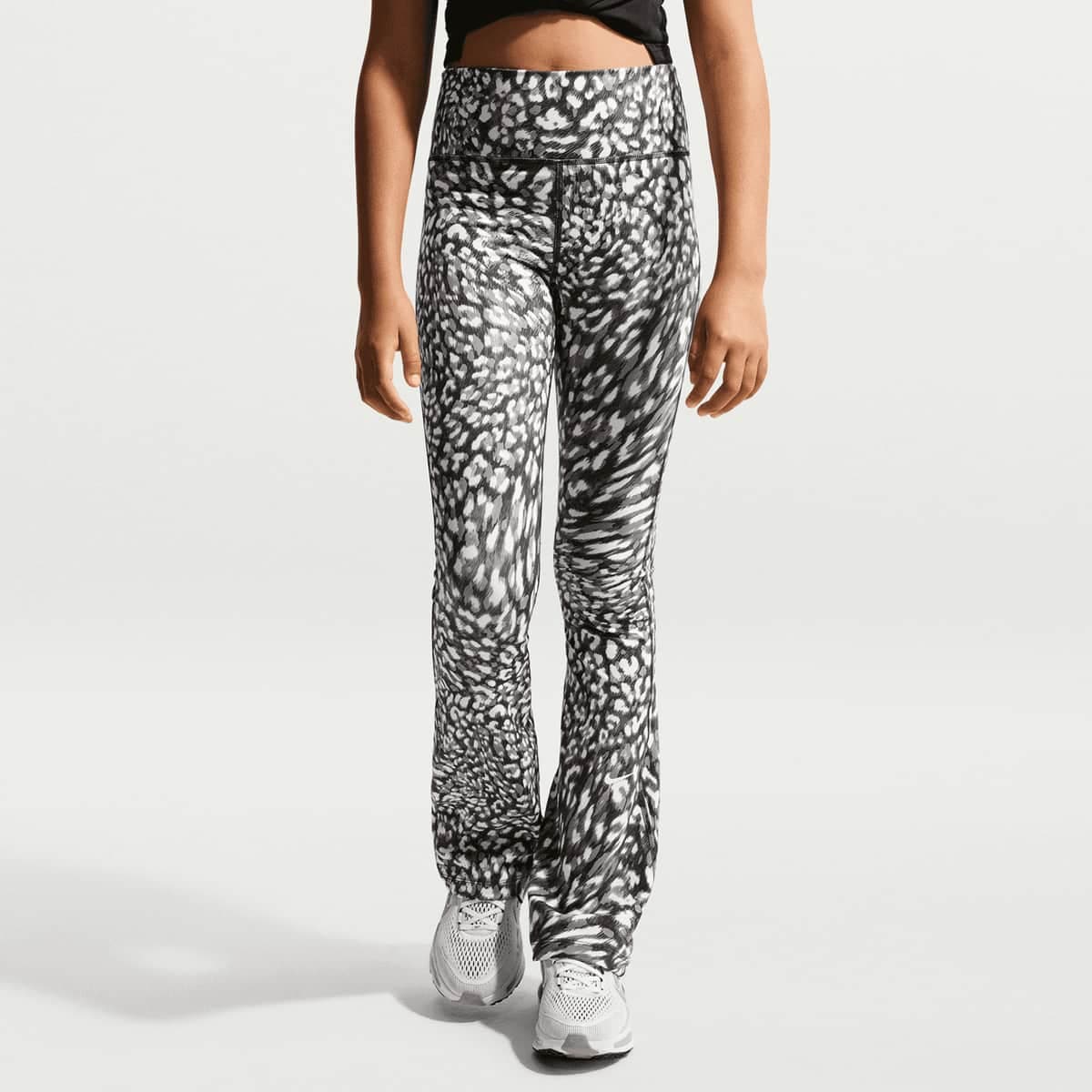 One Dri-FIT Flared Leggings