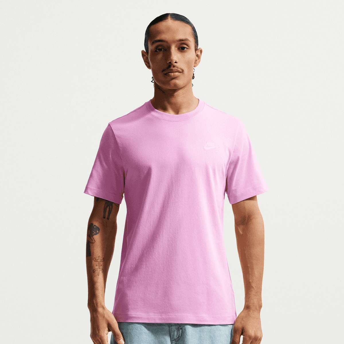 Sportswear Club Tee