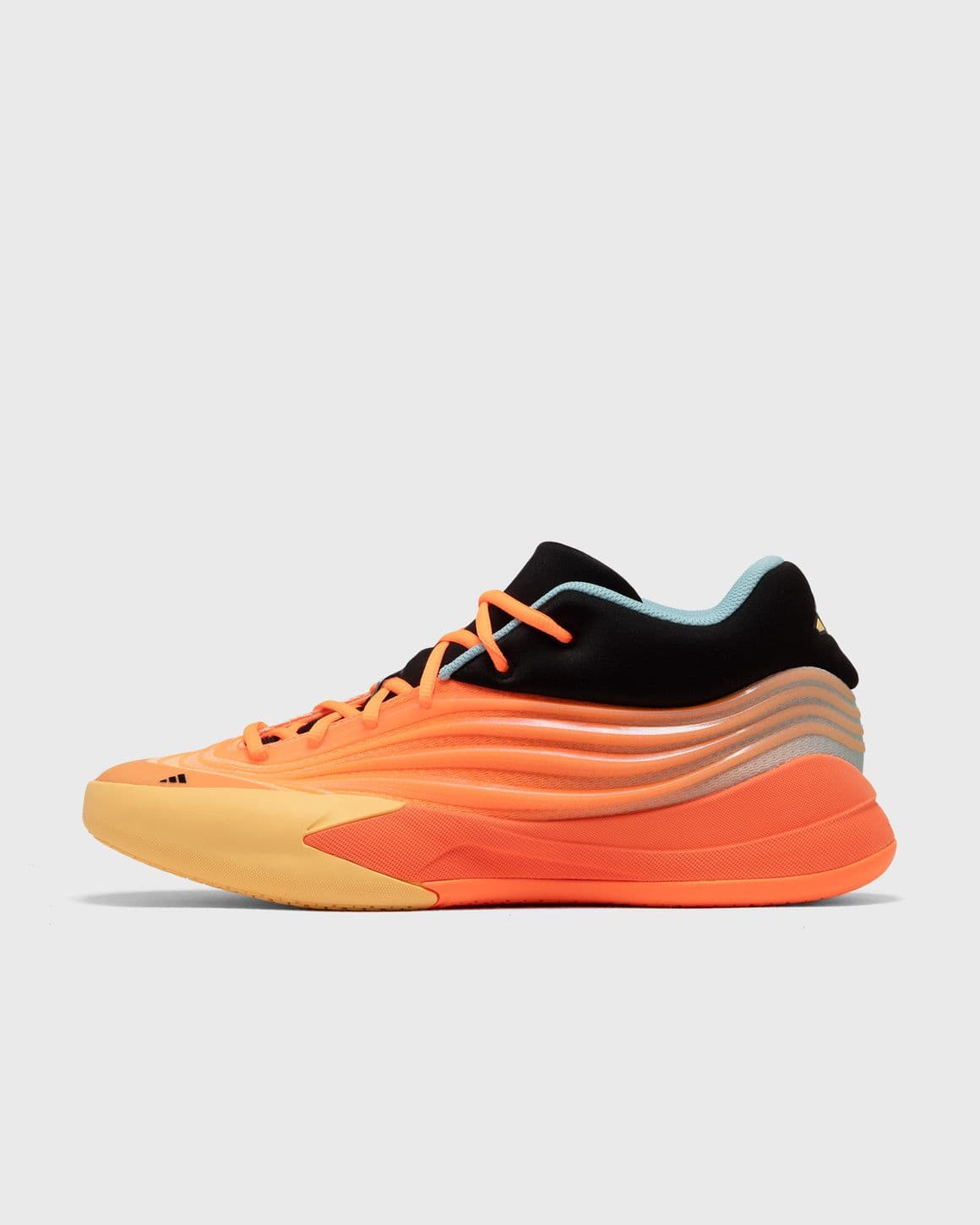 DAME X