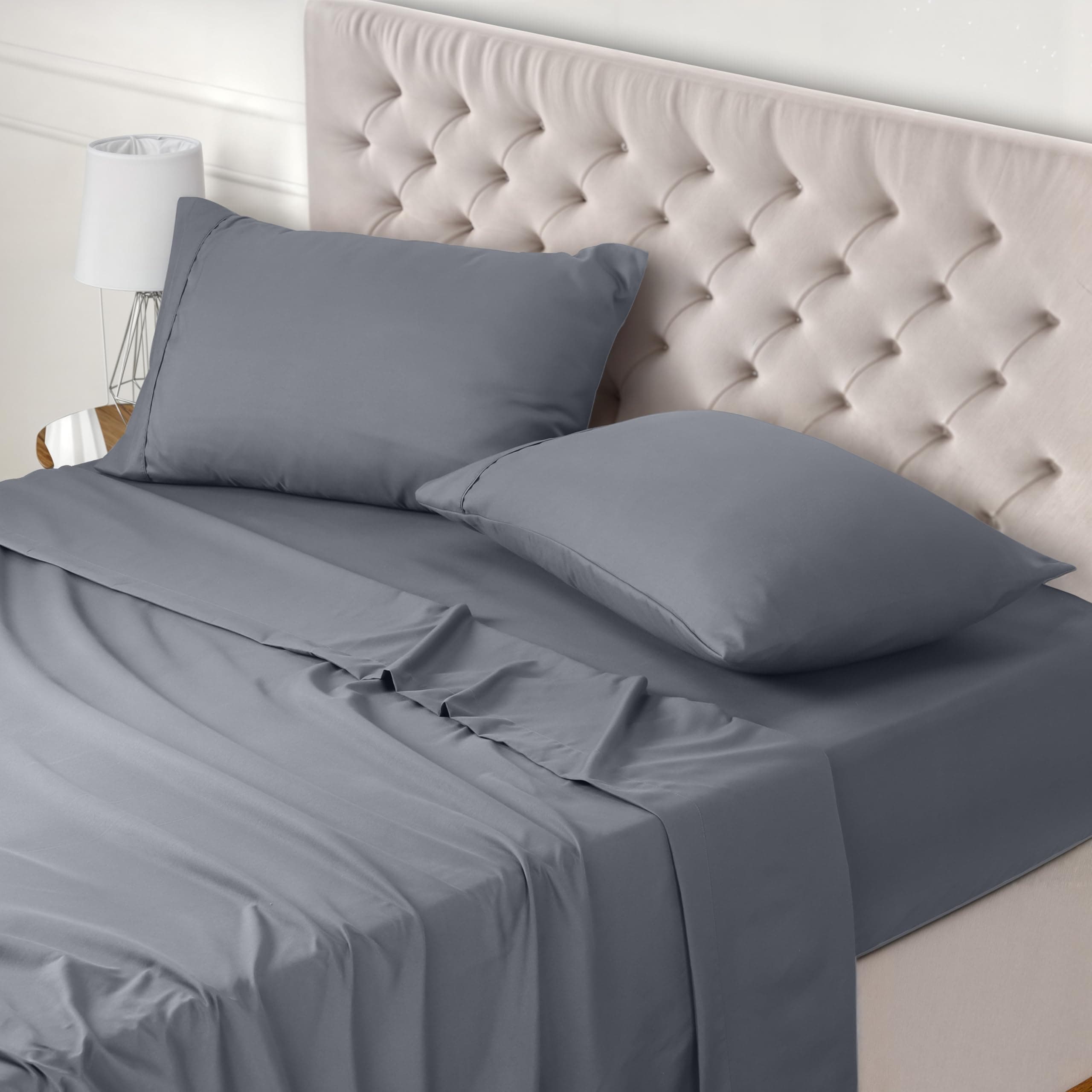 Utopia Bedding - Set Lenzuola Letto Matrimoniali 4 Pezzi 180x200 cm - Spazzolata Poliestre di Microfibra - Oeko-Tex Certificato - Lenzuolo con Angoli, Lenzuolo Piatto e 2 Federe 50x75, Grigio