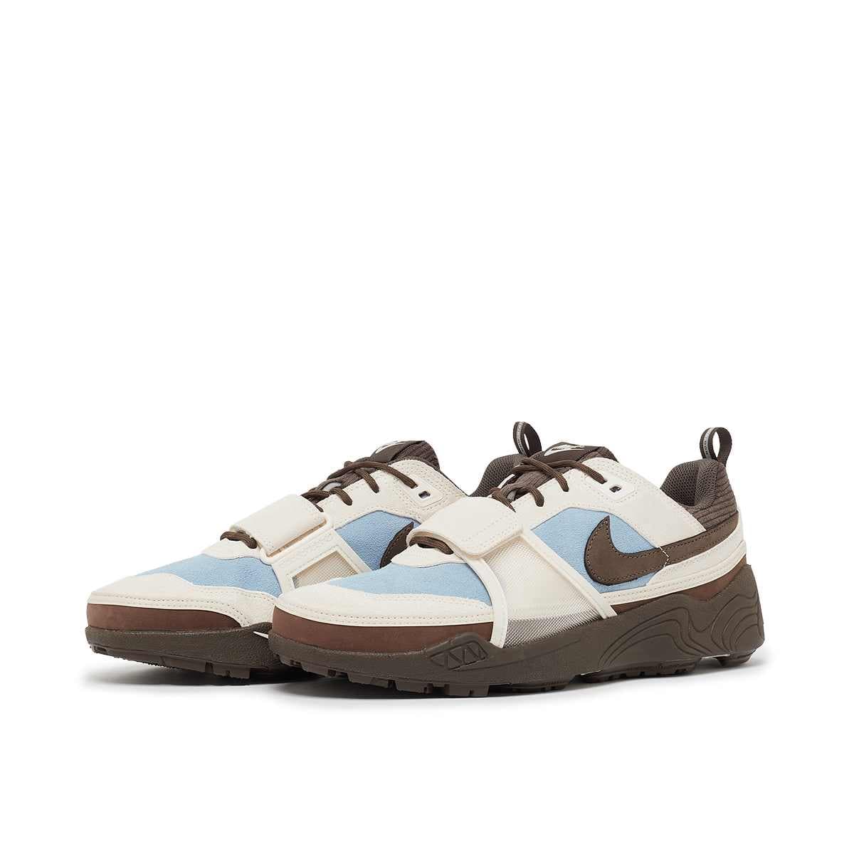 x Travis Scott Wmns Zoom Field Jaxx "Leche Blue"
