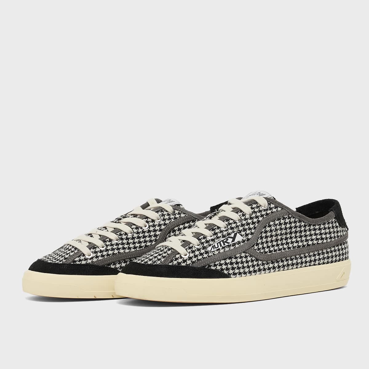 Windspin Low Pied De Poul Fabric/Suede black-white/seal